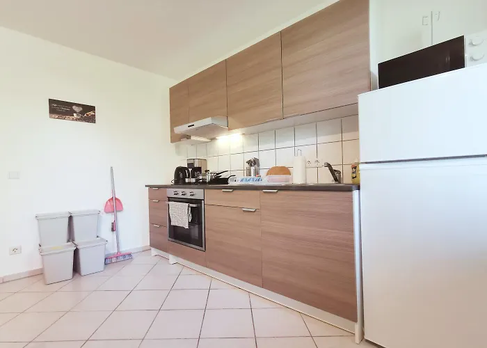 Moderne Mit Balkon In *