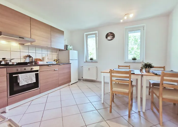 Moderne Mit Balkon In Lägenhet *